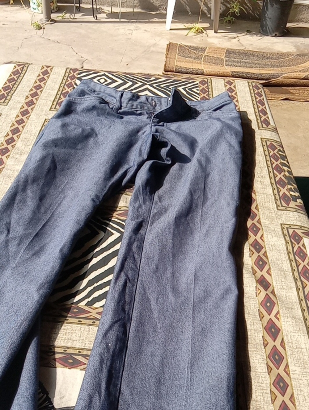 OLD NAVY STRETCH JEANS